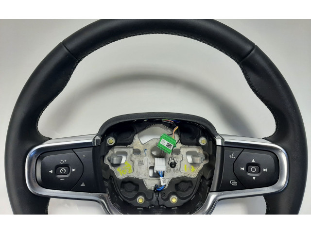 Руль Volvo XC40 - года P32366941, 34371819B