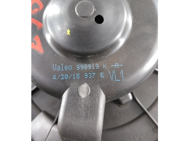 Вентилятор печки 1K1819015E Volkswagen Caddy