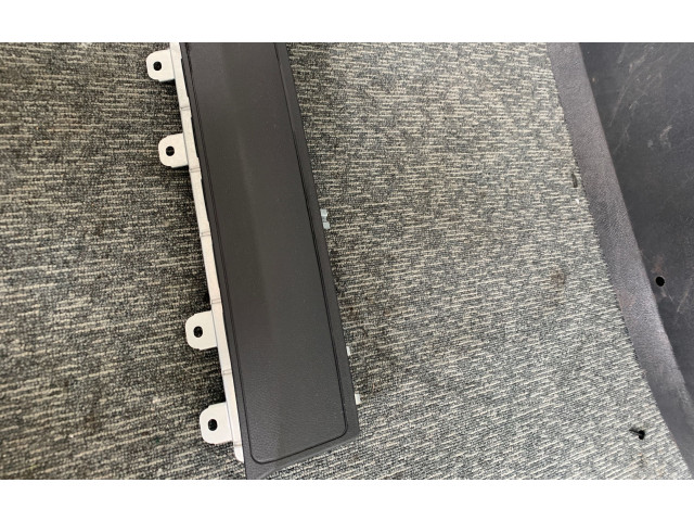 Подушка безопасности для колен A1768600000, 1768600000   Mercedes-Benz CLA C117 X117 W117