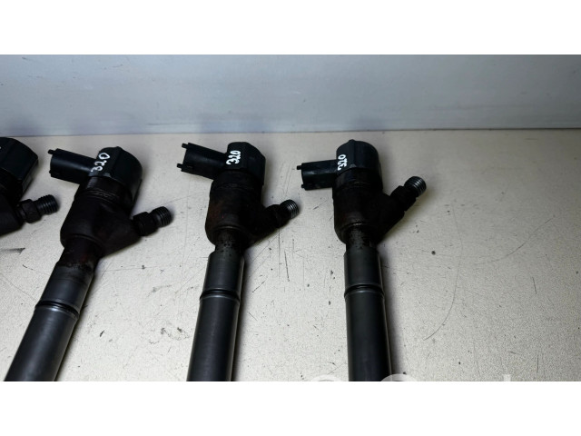 Vstřikovač 0445110320, 338002A900 Hyundai i30 pro naftový motor 1.6 D4FB