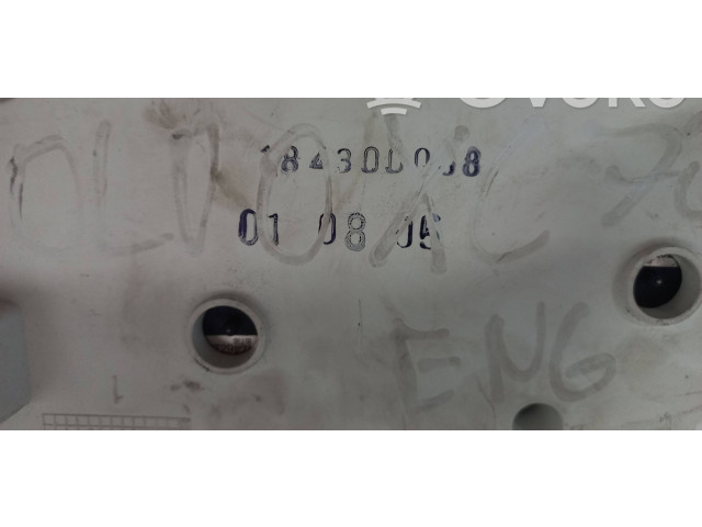 Панель приборов 30746112, 8602886 Volvo V70