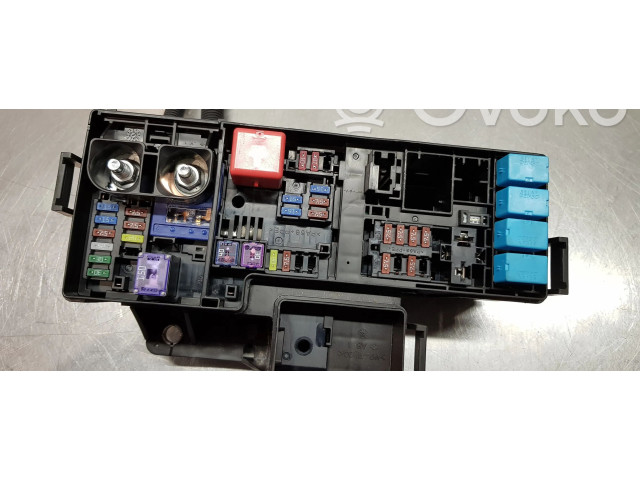 Pojistková skříňka Řídící jednotka BSM 8266242740, 8274042150 Toyota RAV 4 (XA50) 2022