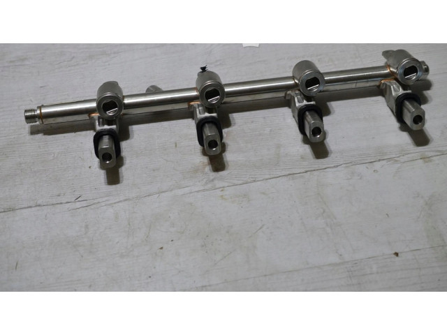 Vstřikovací lišta 50052930 Alfa Romeo Giulia pro benzínový motor 2.0