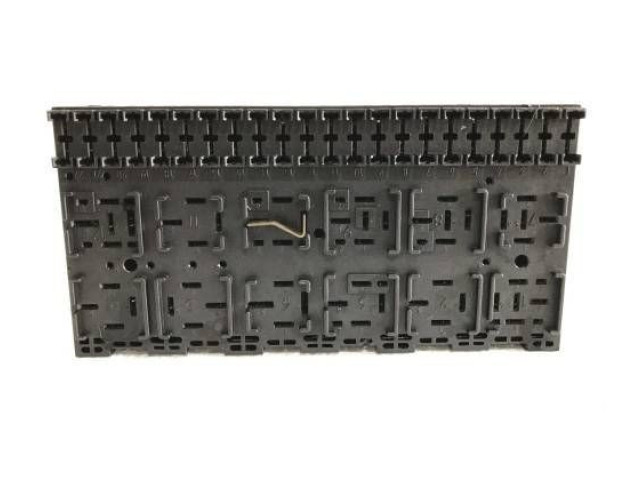 Блок предохранителей 357937039 Volkswagen Golf III