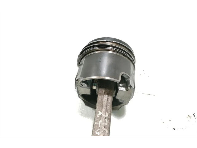 Píst Mitsubishi Grandis BSY