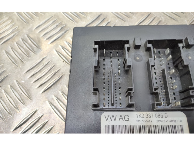 Блок комфорта 1K0937085D   Skoda Octavia Mk3 (5E)   