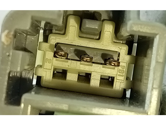 Моторчик заднего дворника 8638163, E1-A5-51-1    Volvo XC90