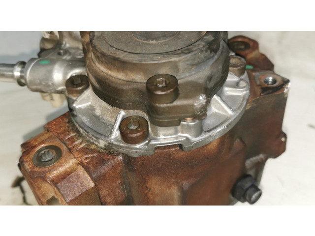 Топливный насос