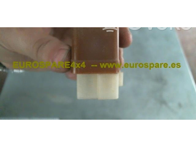 Pojistková skříňka 25230 Nissan Navara 2005