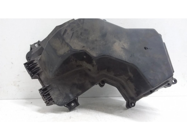 Блок предохранителей  4F1937576B, 4F1937575A   Audi A6 Allroad C6    