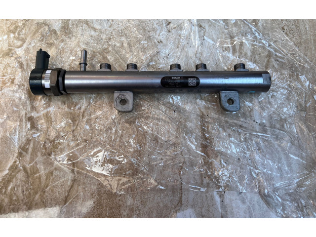 Топливная рампа 0445216044, 35022119G Maserati Levante