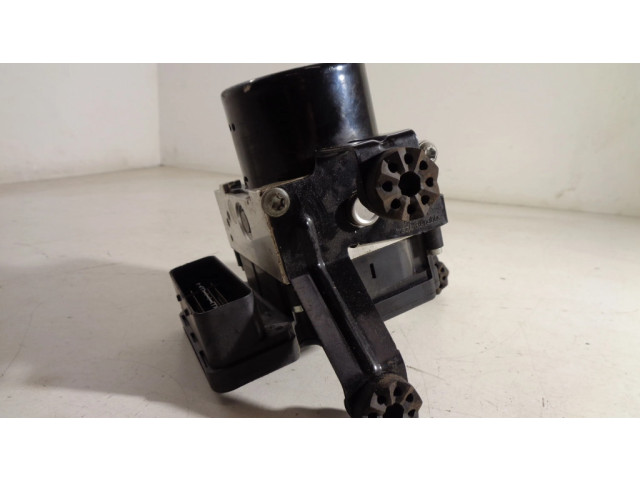 Блок АБС 6860730, 6860731 BMW 1 F20 F21 2011-2019 года