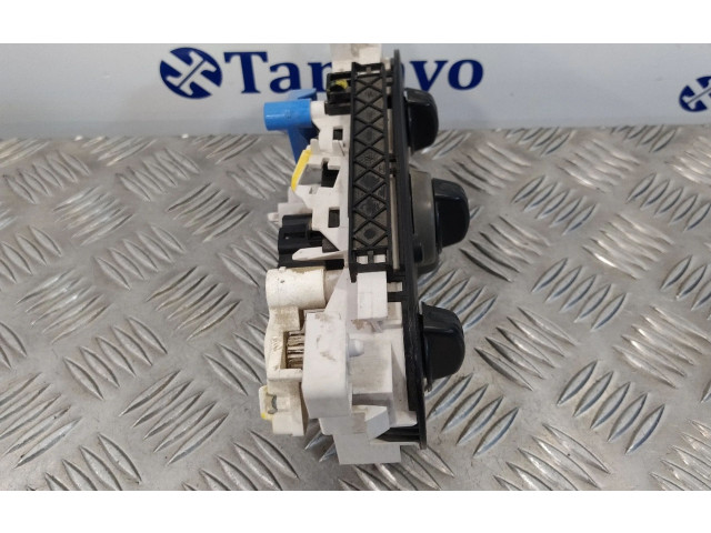 Модуль блока управления кондиционером N106278B, T1001639U Dacia Duster