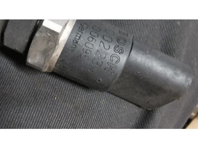 Топливная рампа A6110780149, 0445215007 Mercedes-Benz E W211 2.2