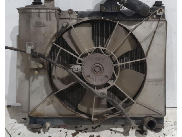 Радиатор охлаждающей жидкости    Toyota Yaris Verso