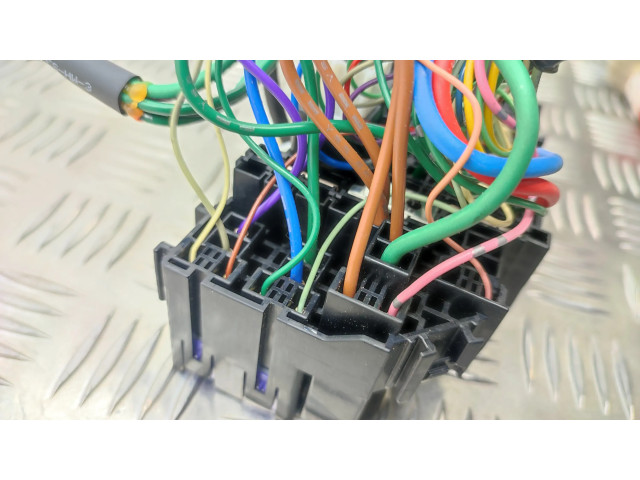 Pojistková skříňka Mazda 3 2019