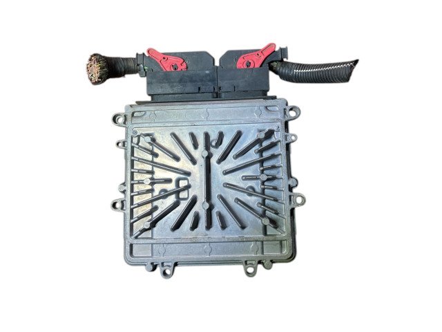 Блок управления двигателя 30729826   Volvo V70