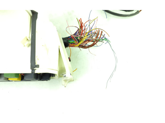 Блок предохранителей  4RA00779310, A0025428719   Mercedes-Benz GLK (X204)    