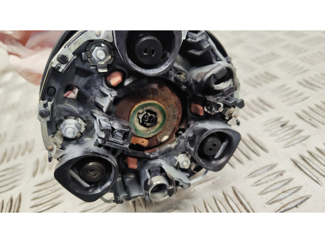 Радиатор охлаждающей жидкости 8W0880201E   Audi A4 S4 B9