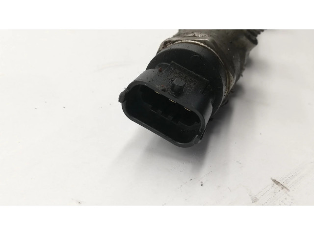 Vstřikovací lišta 2381033030 Toyota Yaris pro naftový motor 1.4 1ND-TV