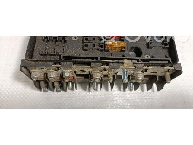 Pojistková skříňka 1K0937124K Volkswagen Caddy 2005