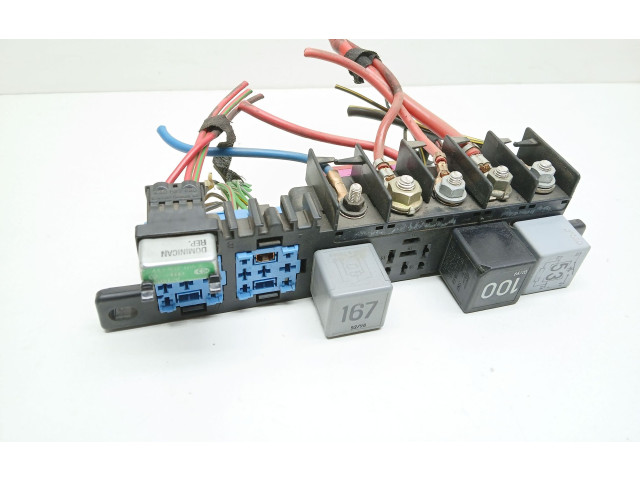 Блок предохранителей 8L0941822 Audi A3 S3 8L