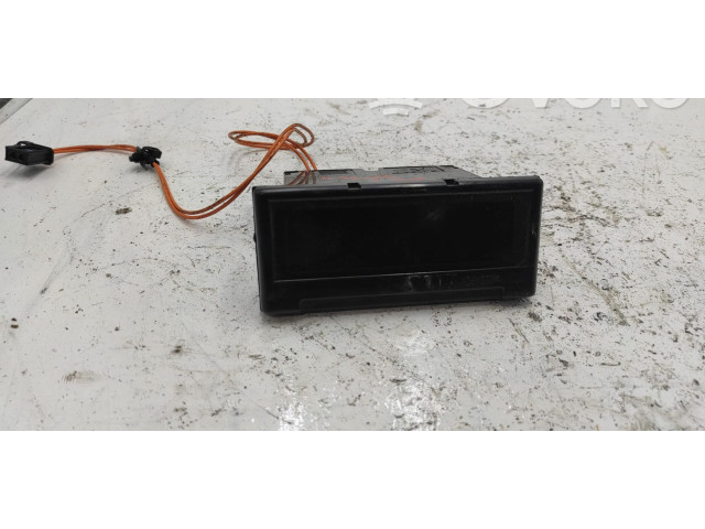 Панель приборов    Volvo C30       