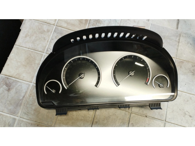 Přístrojová deska BMW 5 GT F07 2011 0263689117, 925556601