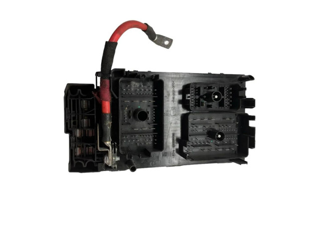   Pojistková skříňka 13368644   Opel Zafira C 2014