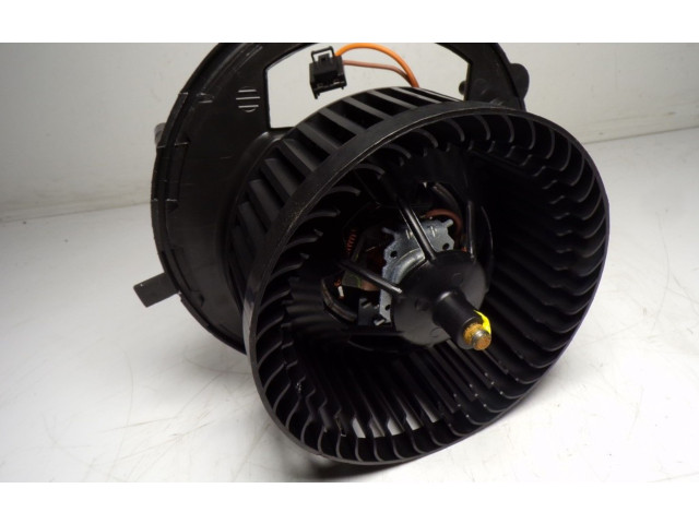 Вентилятор печки    3Q1819021C, 3Q1819021E   Cupra Leon
