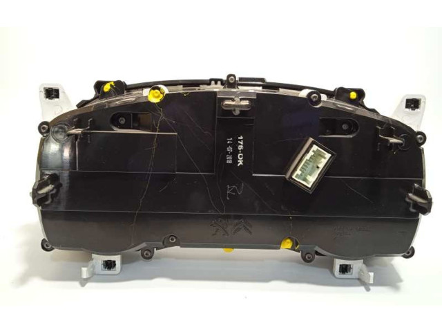 Přístrojová deska Peugeot Expert 2018 9823960780