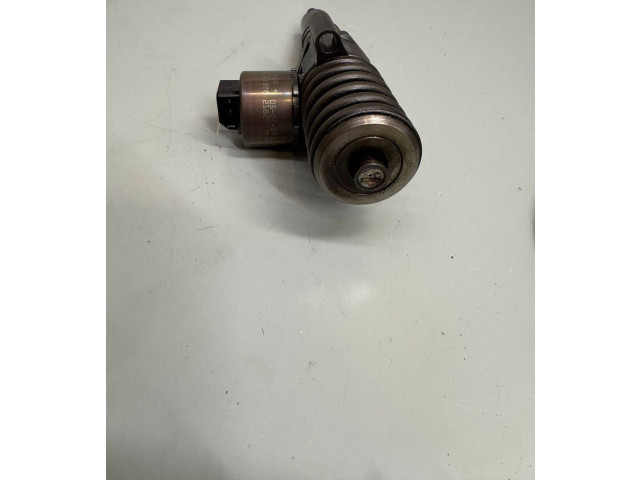 Форсунка 03G130073G, 03G130073GX    Volkswagen Golf Plus  BKD 