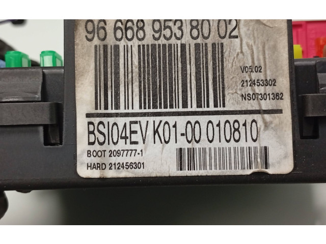 Pojistková skříňka 966689538002 Peugeot RCZ 2012