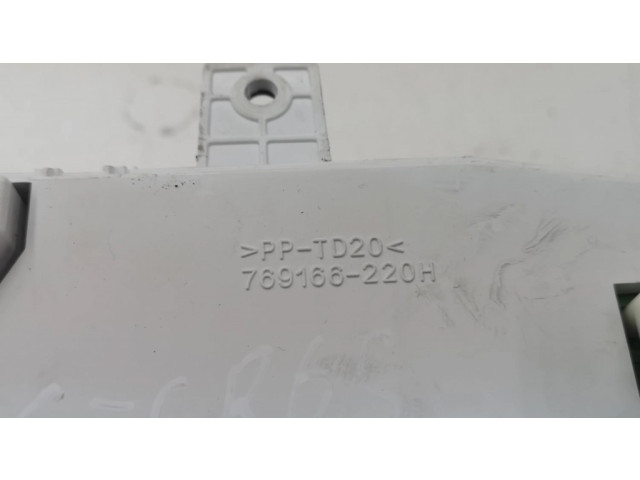 Přístrojová deska Citroen C-Crosser 2009 769166220H, 8100A485