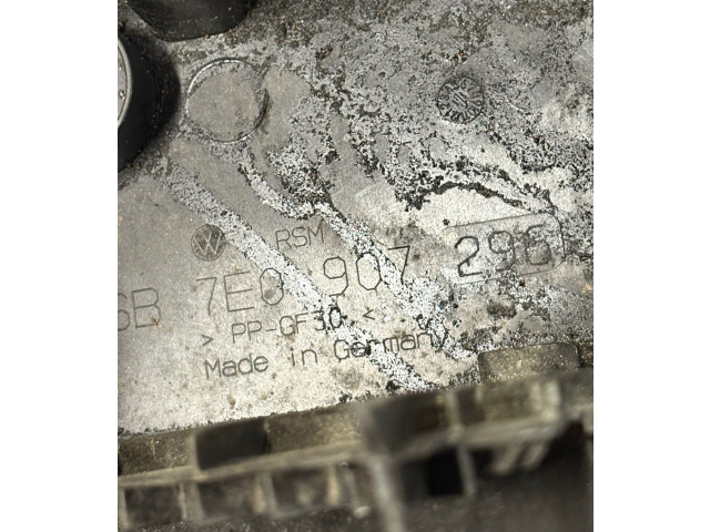 Pojistková skříňka 7E0907296 Volkswagen Transporter - Caravelle T5 2007