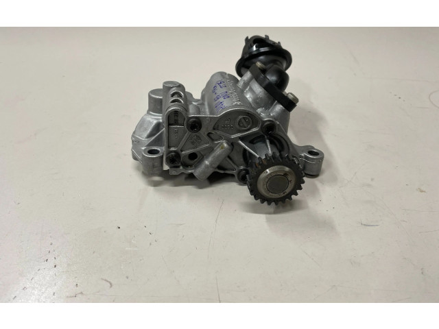 Масляный насос 06H115105, 06K344 Audi A3 S3 8V