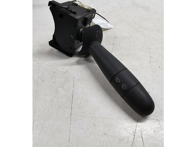 Включатель скорости стеклоочистителей 8200070265   Renault Trafic II (X83)