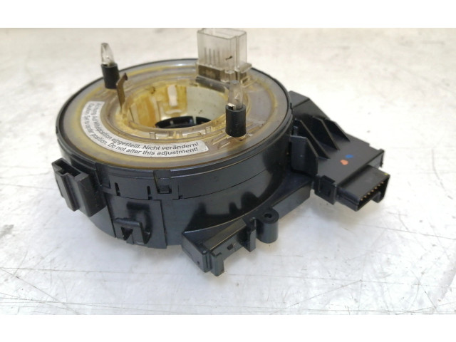 Подушка безопасности водителя 1K0959653, R202220379 Volkswagen Touran I