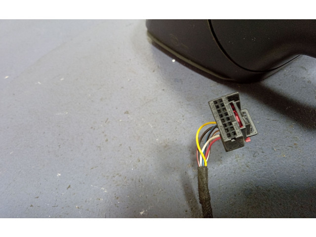 Зеркало электрическое Skoda Octavia Mk3 (5E) 2013 - 2019 года