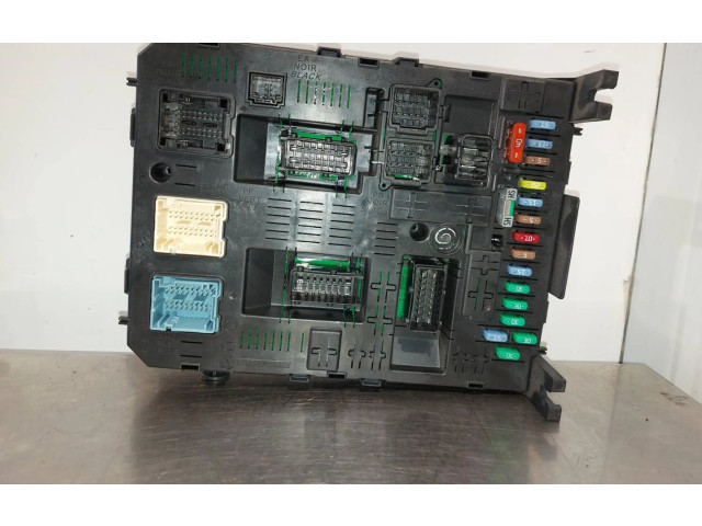 Pojistková skříňka 9666895380 Peugeot 3008 2010