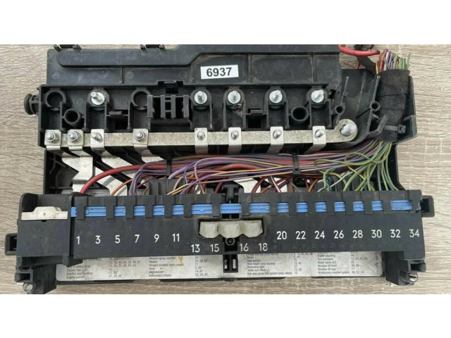 Блок предохранителей 8364542, E6314H   BMW 3 E46    