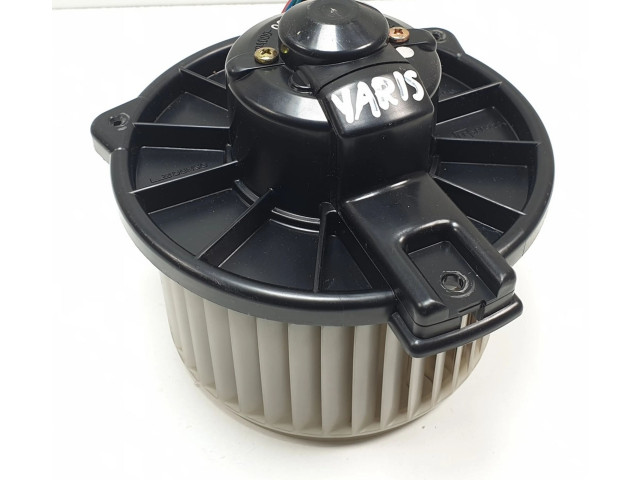 Вентилятор печки 194000-0821 Toyota Yaris