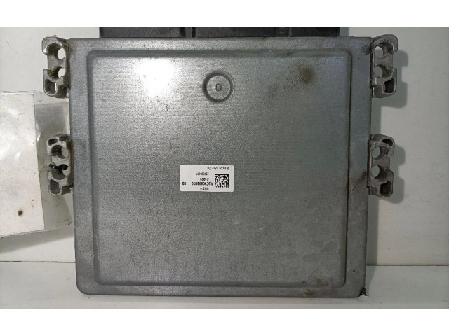 Блок управления двигателя 237103585R   Dacia Duster