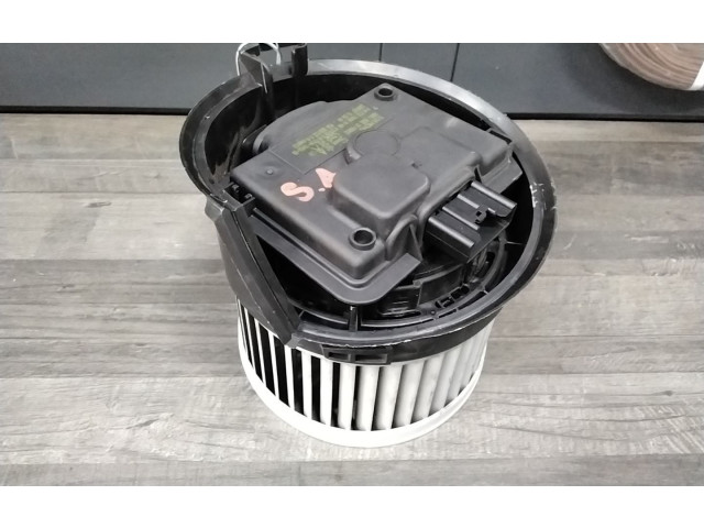 Вентилятор печки       Citroen C5  2005 - 2008 года   