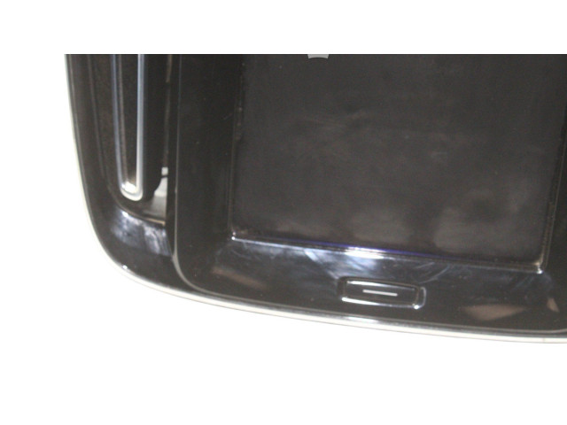 Дисплей 32247465, 31442627 Volvo XC40