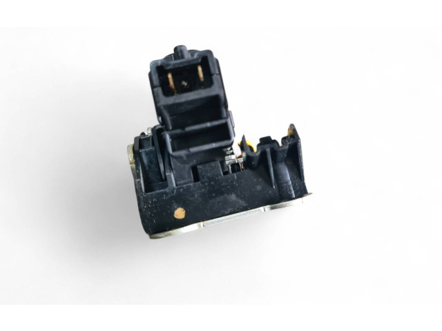 Замок багажника Dacia Dokker 2012 - года