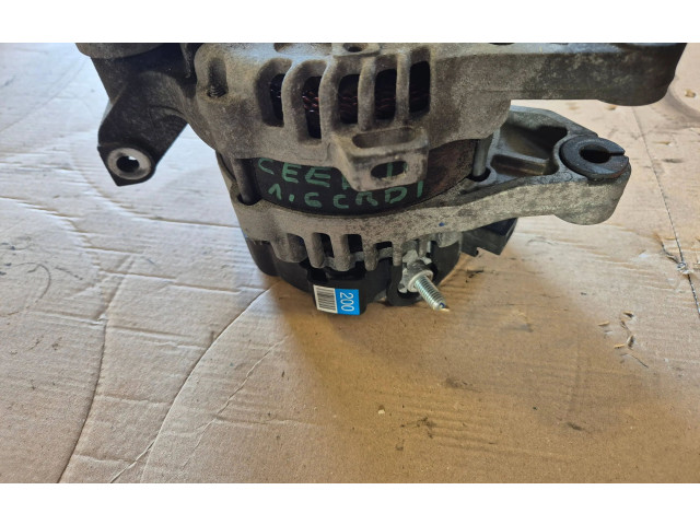 Генератор 373002U200   KIA Ceed      