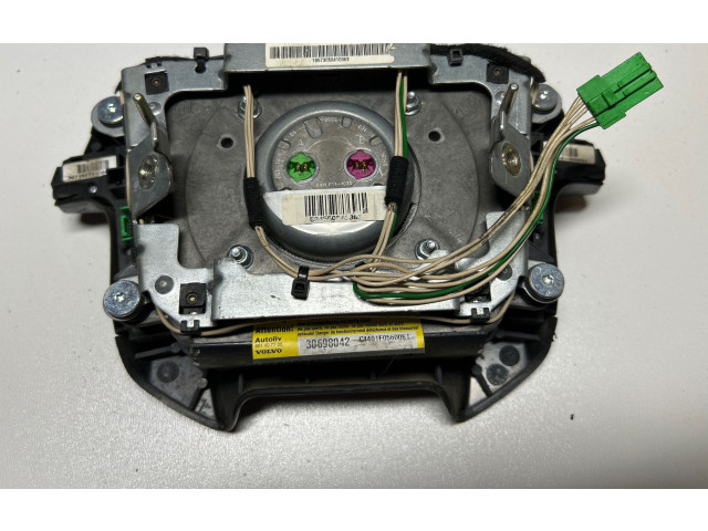 Подушка безопасности водителя    Volvo V70