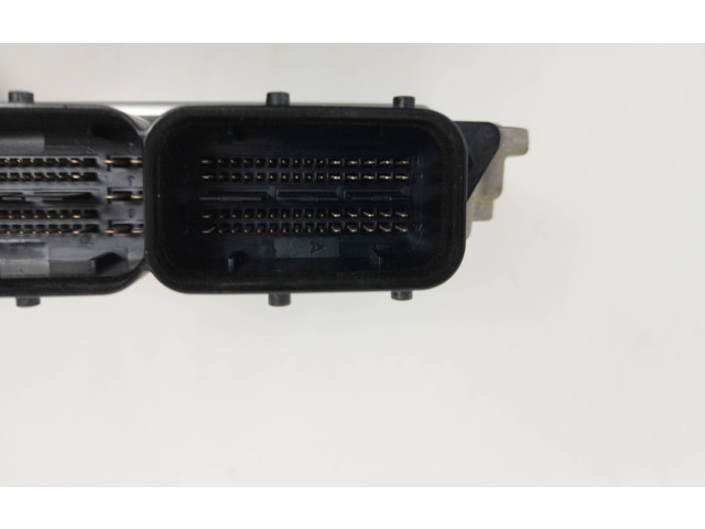 Řídící jednotka 03G906021PD, 03G906021CG Volkswagen Caddy 2010