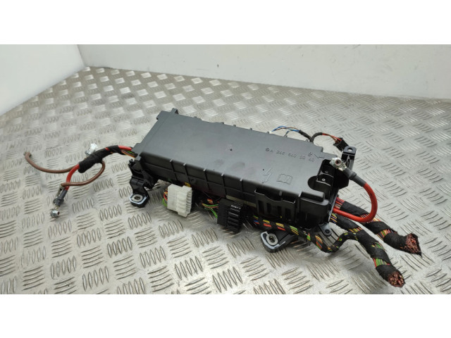   Pojistková skříňka 2465400040   Mercedes-Benz A W176 2013